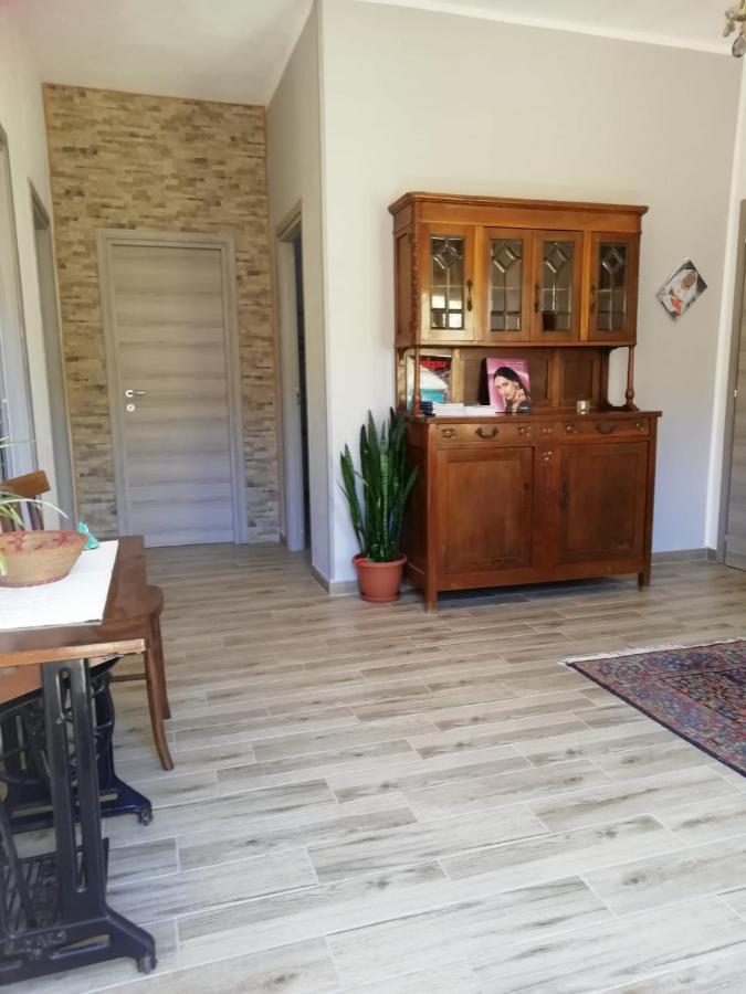 B&B Casa Delfina Capoterra Exteriör bild